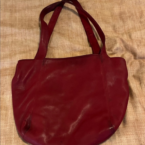 Coach Handbags - Authentic Vintage Coach Lexington Tote | style 4181 | Collector